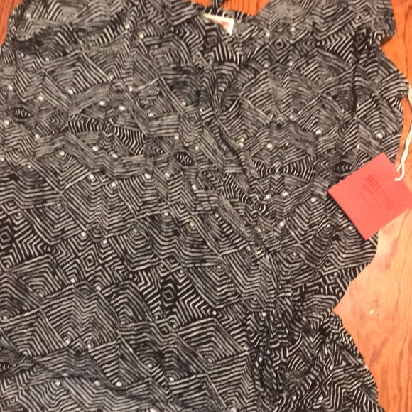 Mossimo Supply Co. NWT tank - Picture 4 of 5